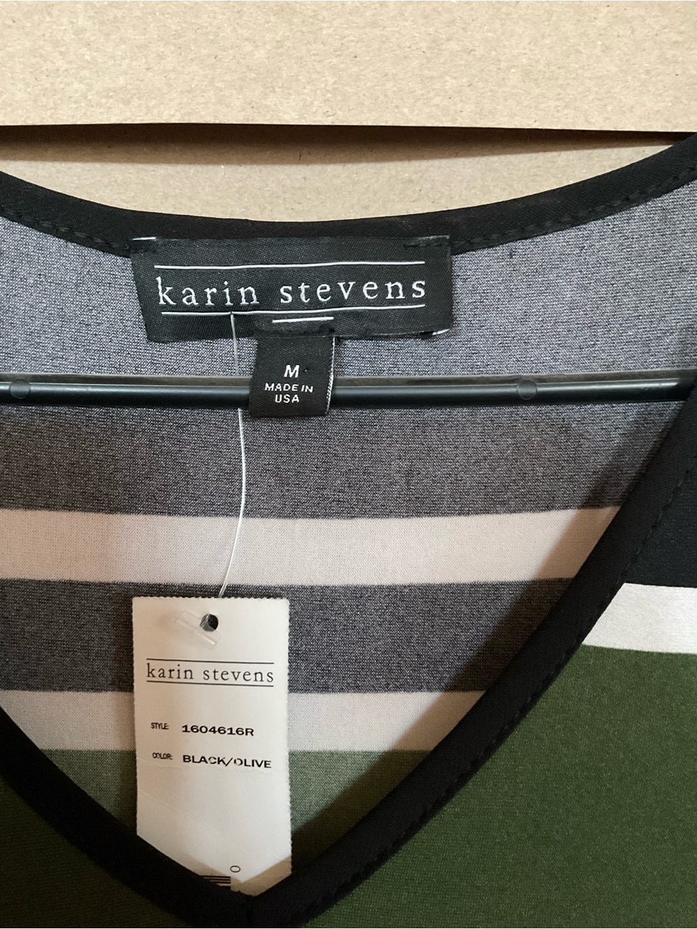 Karen Stevens NWT Striped V-Neck Maxi Dress in Olive, Black & White. Size M. - Picture 6 of 8